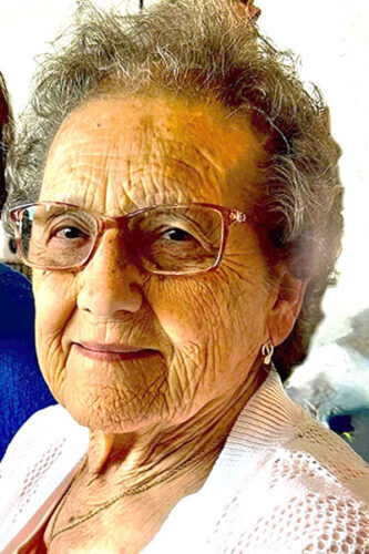 Joan Bregar 1932-2026